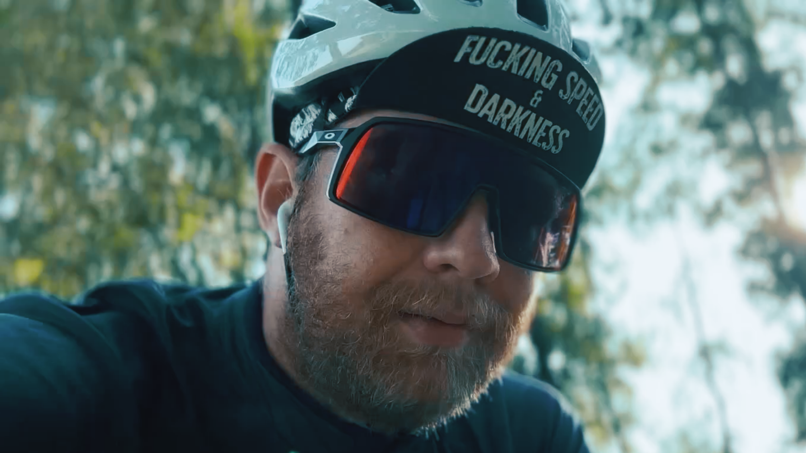 Vorher-Nachher Transformation mit dem Zwift Ride Indoor Bike